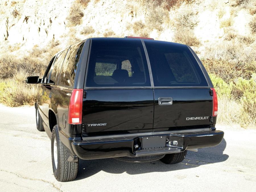  Chevrolet Tahoe Limited (GMT840) 2000 года  (фото 14 из 233)